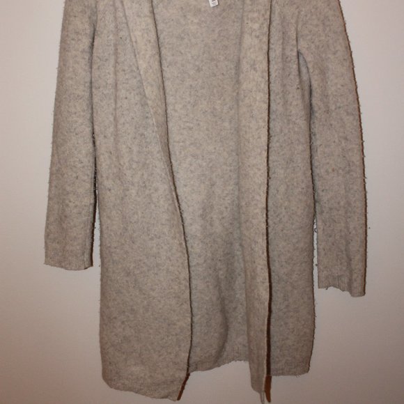 ARITZIA Babaton the Group Hooded Cardigan - Picture 2 of 4